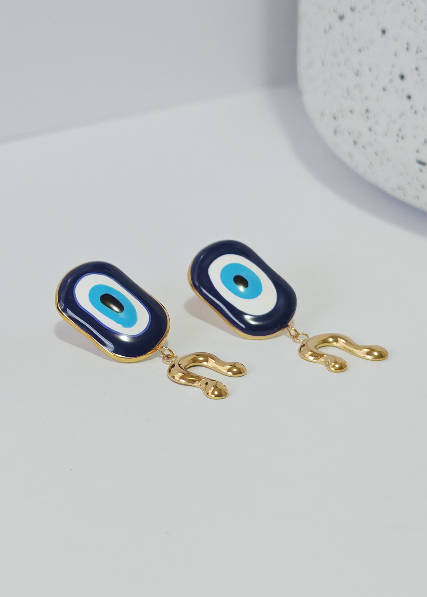 Aretes Lejanía
